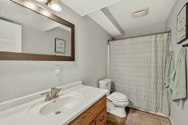 259 Brookestone Drive SE, Rochester, MN 55904