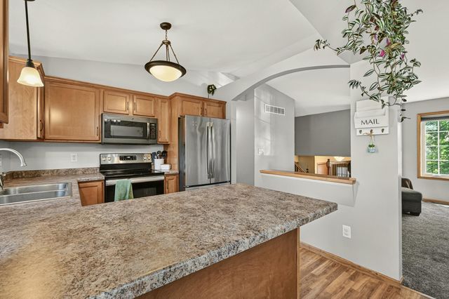 259 Brookestone Drive SE, Rochester, MN 55904