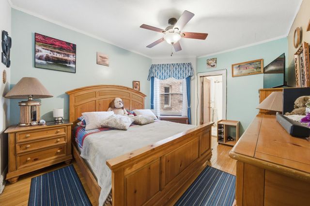 8019 S Rhodes Avenue, Chicago, IL 60619