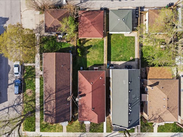 6443 W 26th Street, Berwyn, IL 60402