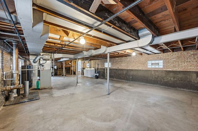 6443 W 26th Street, Berwyn, IL 60402