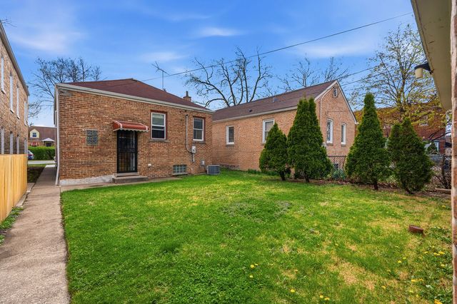 6443 W 26th Street, Berwyn, IL 60402