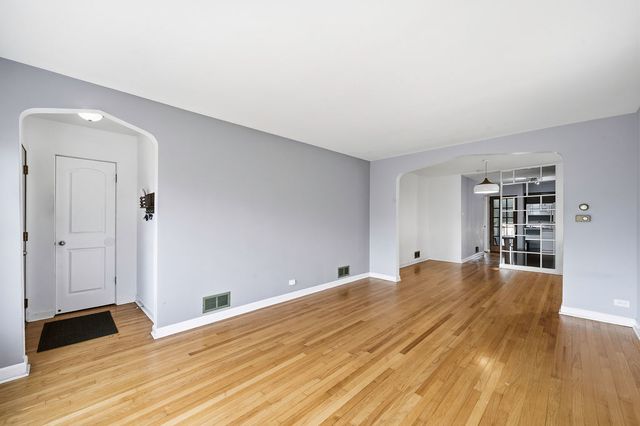 6443 W 26th Street, Berwyn, IL 60402