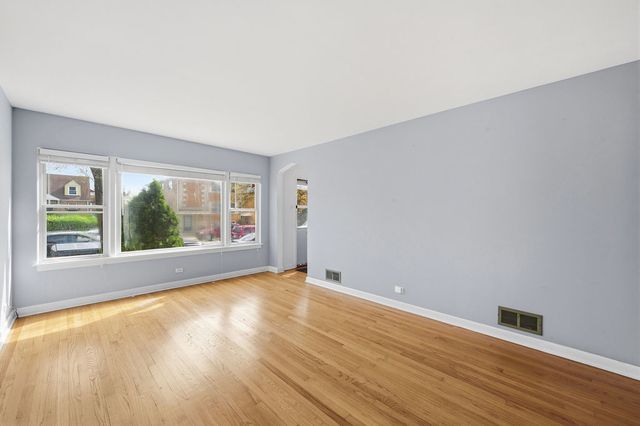 6443 W 26th Street, Berwyn, IL 60402