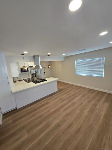 2130 E 5th ST, National City, CA 91950