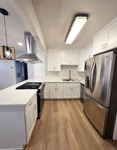 2130 E 5th ST, National City, CA 91950