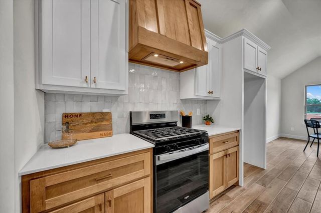 1106 Azalea Farms Road, Noble, OK 73068