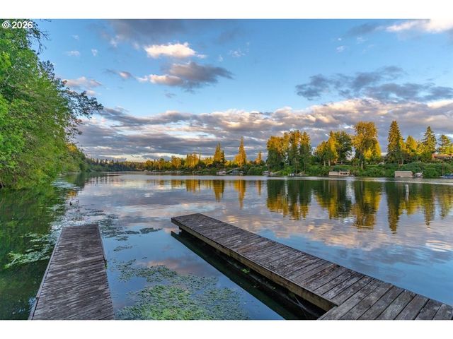 6590 Sw MONTGOMERY Way, Wilsonville, OR 97070