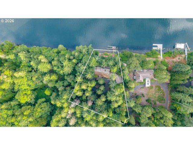 6590 Sw MONTGOMERY Way, Wilsonville, OR 97070