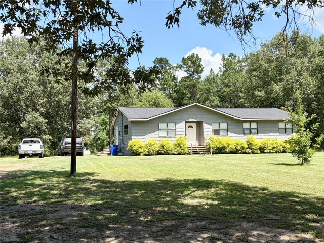 293 County Road 4145, Crockett, TX 75835