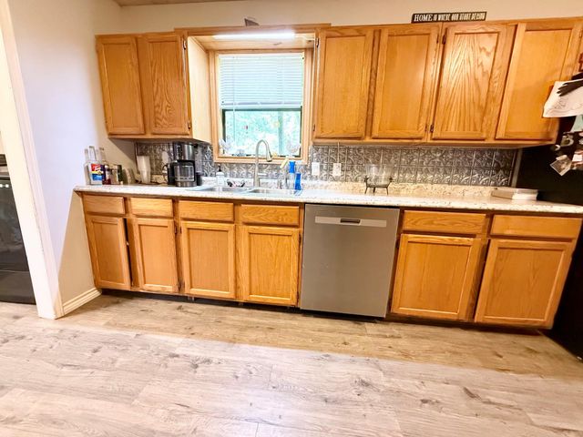 293 County Road 4145, Crockett, TX 75835