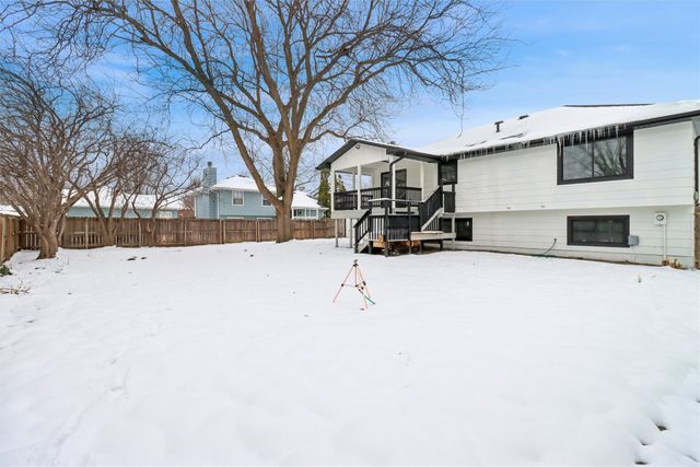 404 22nd Avenue SW, Altoona, IA 50009