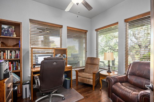 1009 Club House Rd, Kerrville, TX 78028