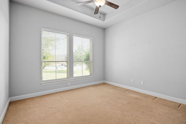 1009 Club House Rd, Kerrville, TX 78028