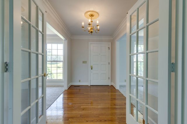 325 Clearview Dr, Springfield, TN 37172