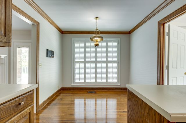 325 Clearview Dr, Springfield, TN 37172