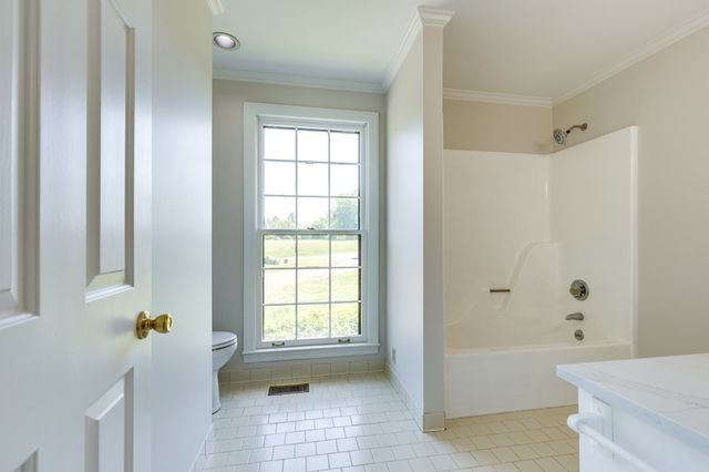 325 Clearview Dr, Springfield, TN 37172