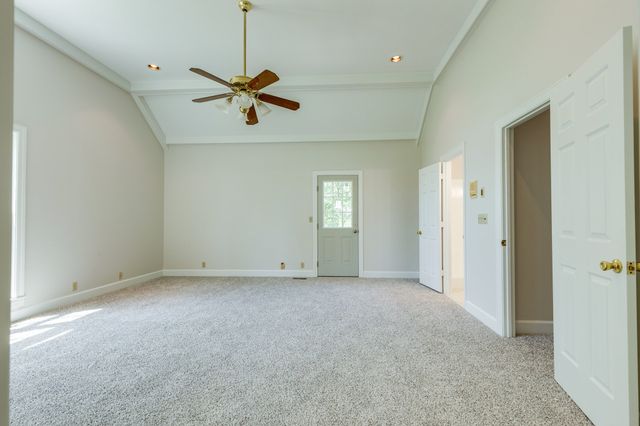325 Clearview Dr, Springfield, TN 37172