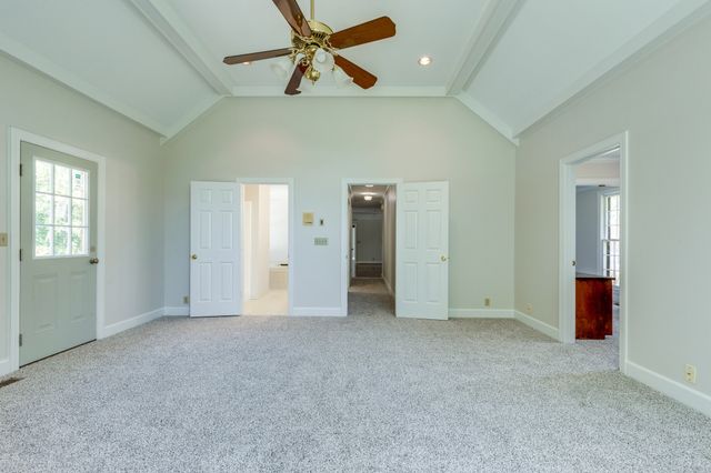 325 Clearview Dr, Springfield, TN 37172