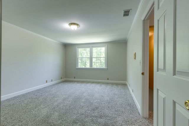 325 Clearview Dr, Springfield, TN 37172