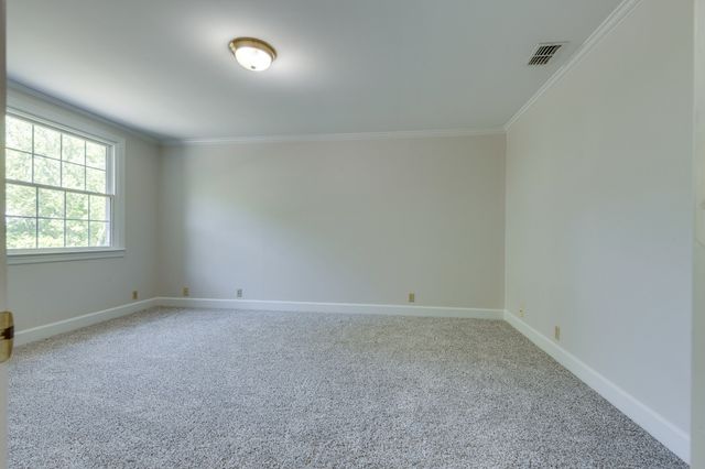 325 Clearview Dr, Springfield, TN 37172