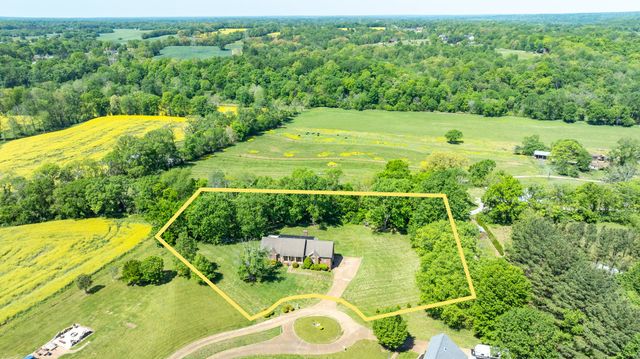 325 Clearview Dr, Springfield, TN 37172