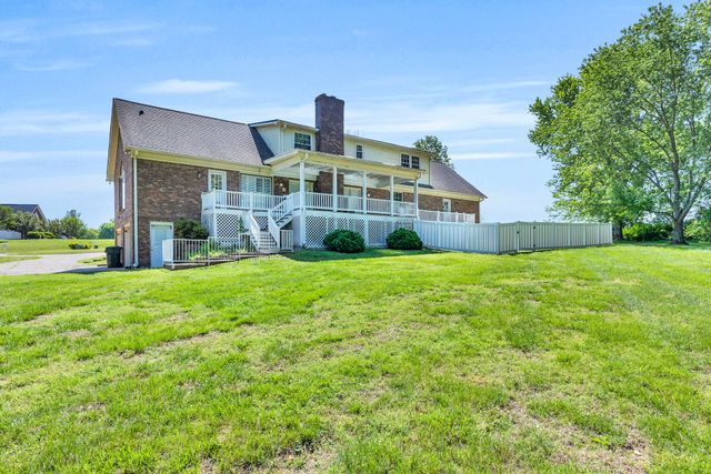 325 Clearview Dr, Springfield, TN 37172