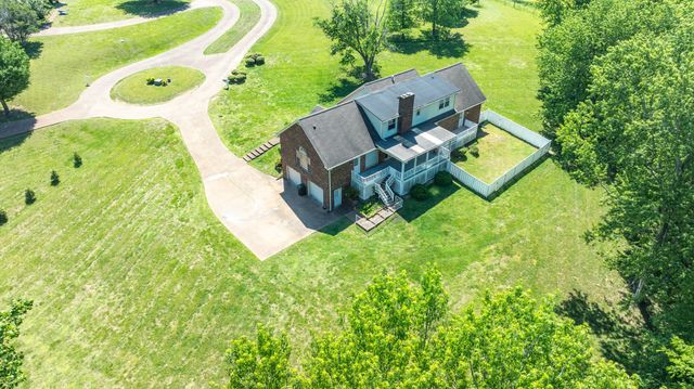 325 Clearview Dr, Springfield, TN 37172