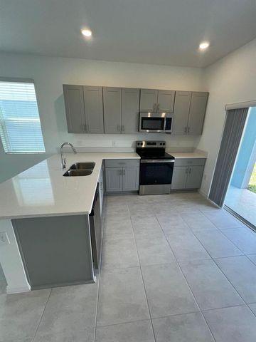 3112 SKYLINE LOOP, Poinciana, FL 34758