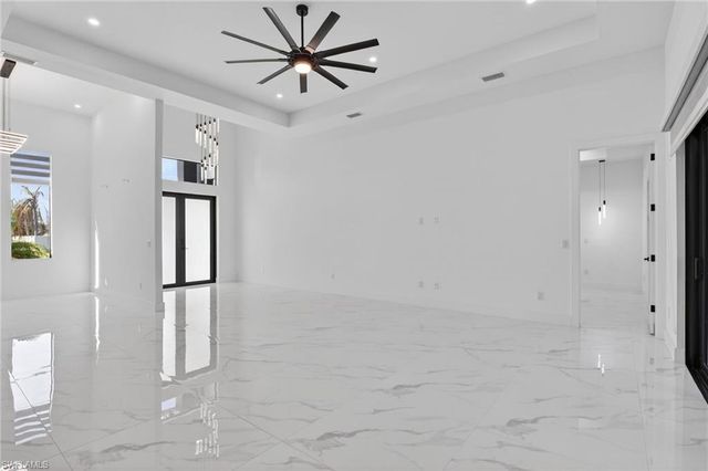 1617 NE 12th ST, Cape Coral, FL 33909