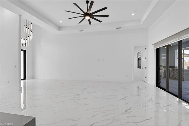 1617 NE 12th ST, Cape Coral, FL 33909