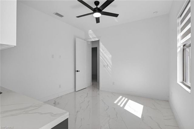 1617 NE 12th ST, Cape Coral, FL 33909