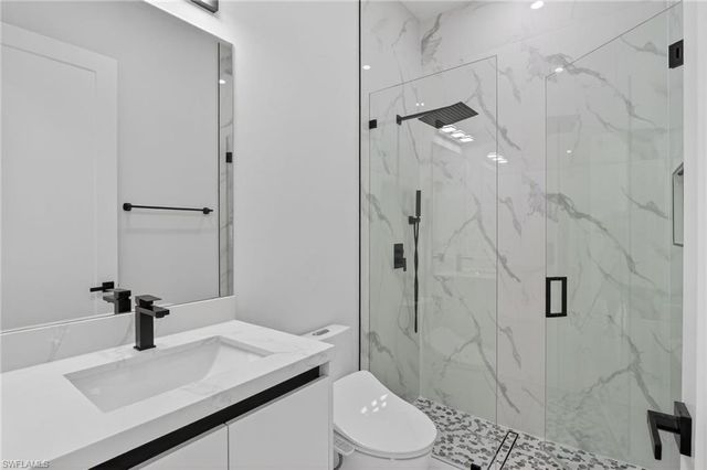 1617 NE 12th ST, Cape Coral, FL 33909