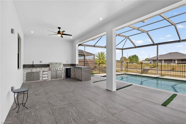 1617 NE 12th ST, Cape Coral, FL 33909