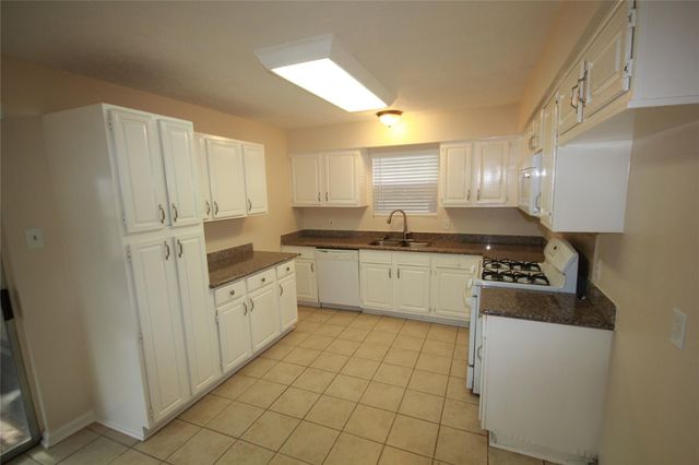 5302 Town Park Boulevard, Katy, TX 77493