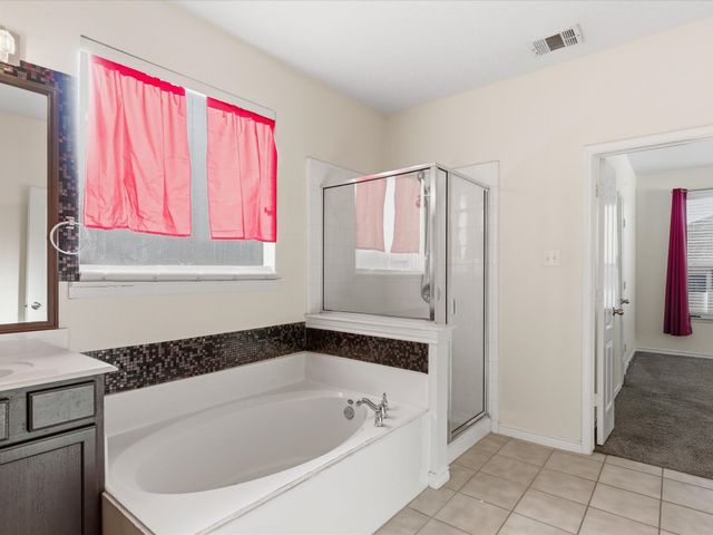 1410 Carriage Lane, Savannah, TX 76227