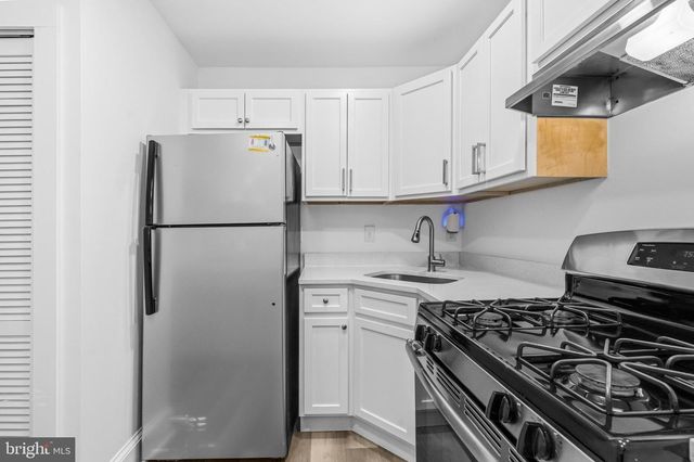 2015 4TH ST NE, Washington, DC 20002