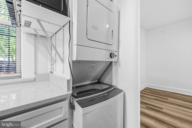 2015 4TH ST NE, Washington, DC 20002