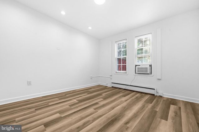 2015 4TH ST NE, Washington, DC 20002