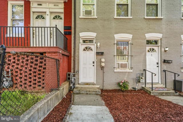 2015 4TH ST NE, Washington, DC 20002