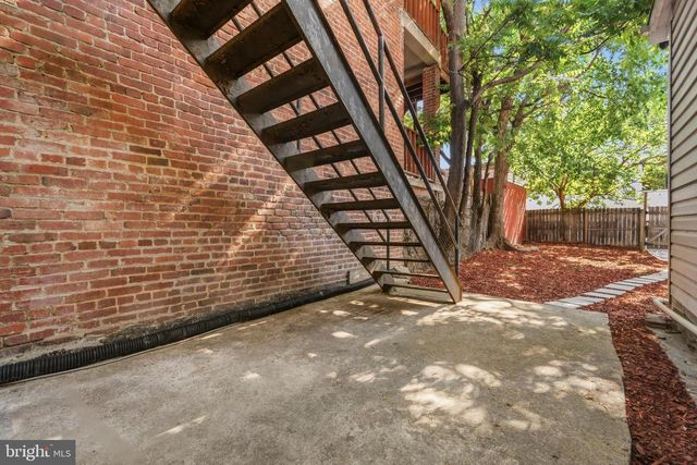2015 4TH ST NE, Washington, DC 20002