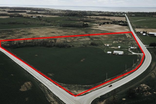E847 County Road S, Luxemburg, WI 54217