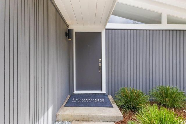 385 Cronin Drive, Santa Clara, CA 95051