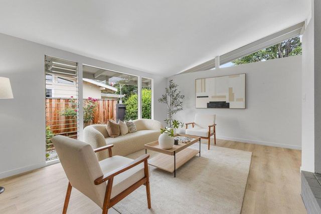 385 Cronin Drive, Santa Clara, CA 95051