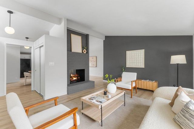 385 Cronin Drive, Santa Clara, CA 95051