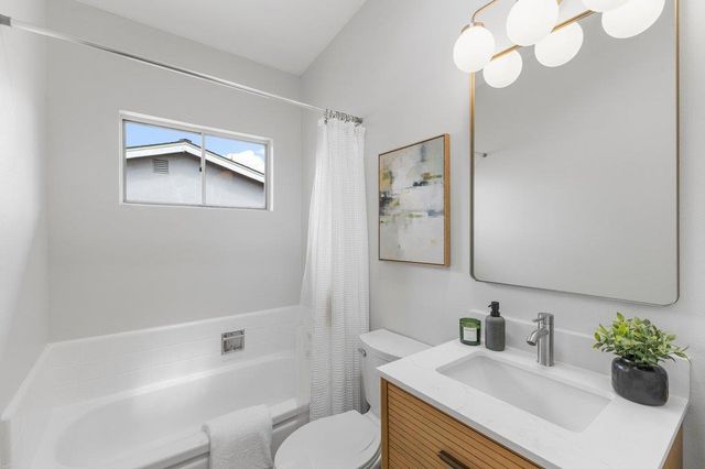 385 Cronin Drive, Santa Clara, CA 95051