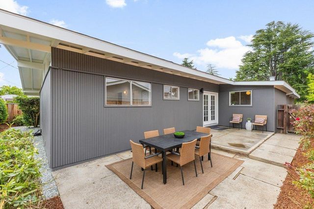 385 Cronin Drive, Santa Clara, CA 95051