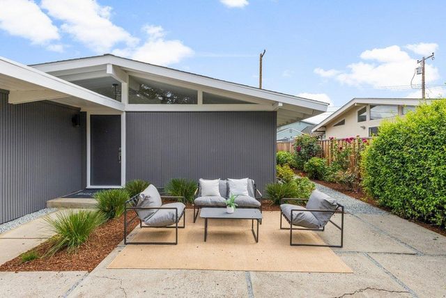 385 Cronin Drive, Santa Clara, CA 95051