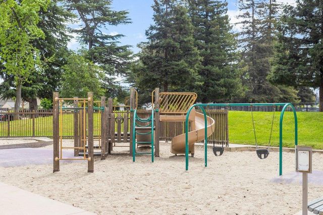 385 Cronin Drive, Santa Clara, CA 95051