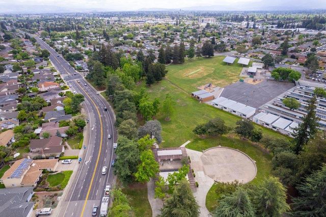 385 Cronin Drive, Santa Clara, CA 95051